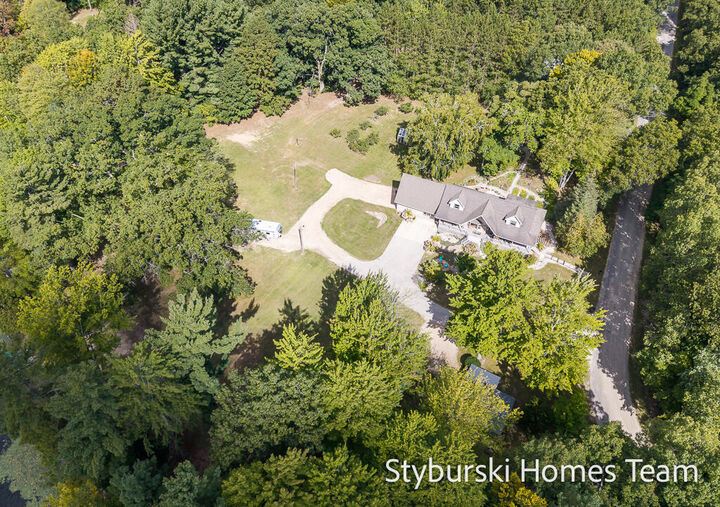 Property Photo:  226 N 176th Avenue  MI 49459 