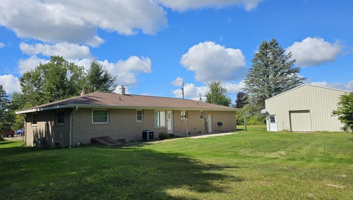 Property Photo: 4872 Lester Avenue MI 49412