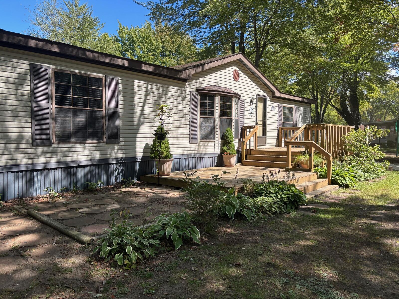 Property Photo:  2726 Cedar Street  MI 49408