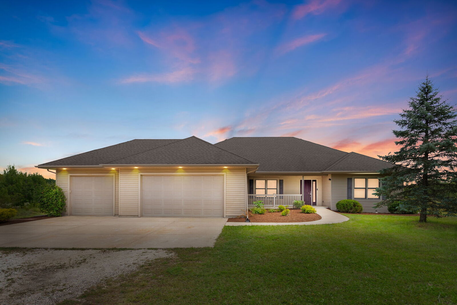 Property Photo:  2745 S Hieland Road  IL 60964 