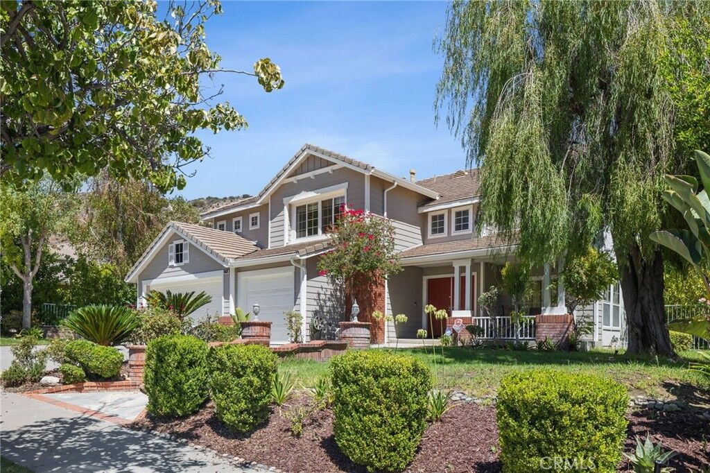 Property Photo:  24633 Stagg St  CA 91304 