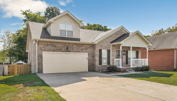 305 Maple Park Dr  Clarksville TN 37040 photo