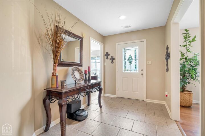 Property Photo:  4900 Lonoke  AR 72404 