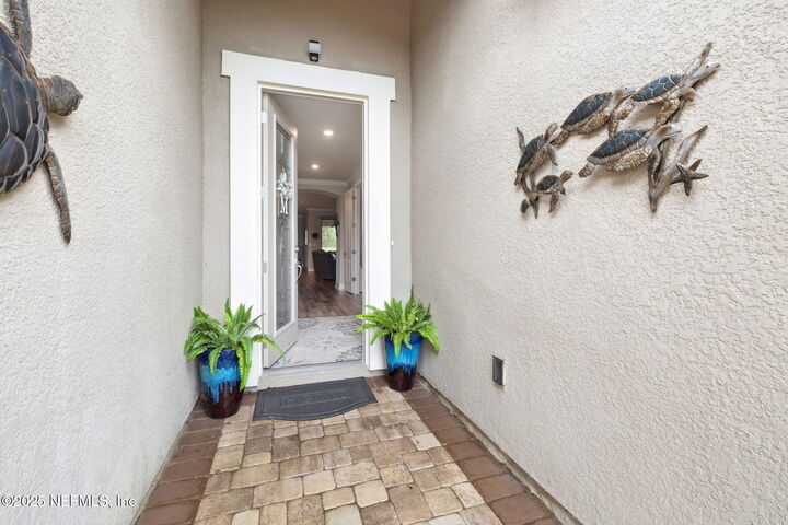 Property Photo:  82 Bent Lake Court  FL 32095