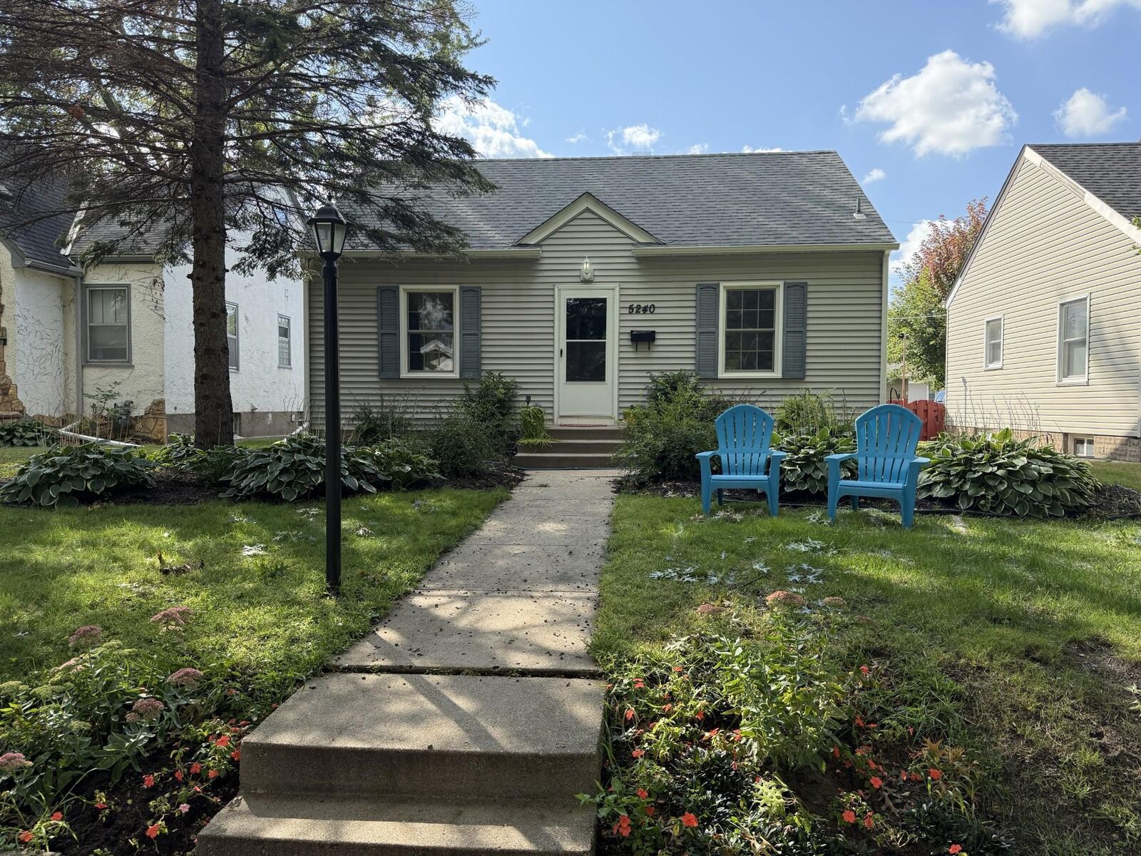 Property Photo:  5240 37th Avenue S  MN 55417 