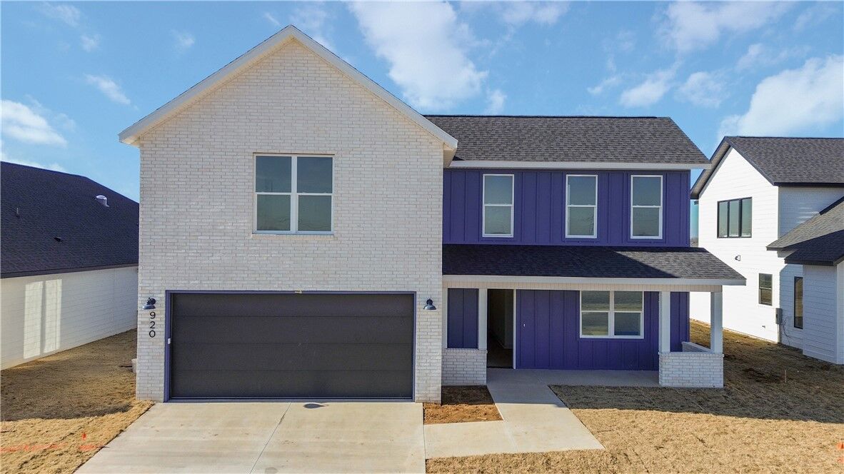 Property Photo:  950 Thornwood Place  AR 72713 