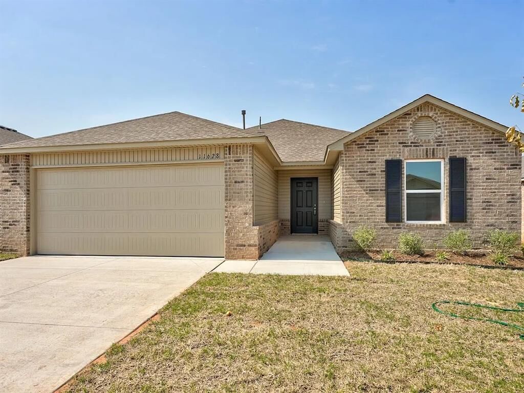 Property Photo:  11628 NW 95 Street  OK 73099 