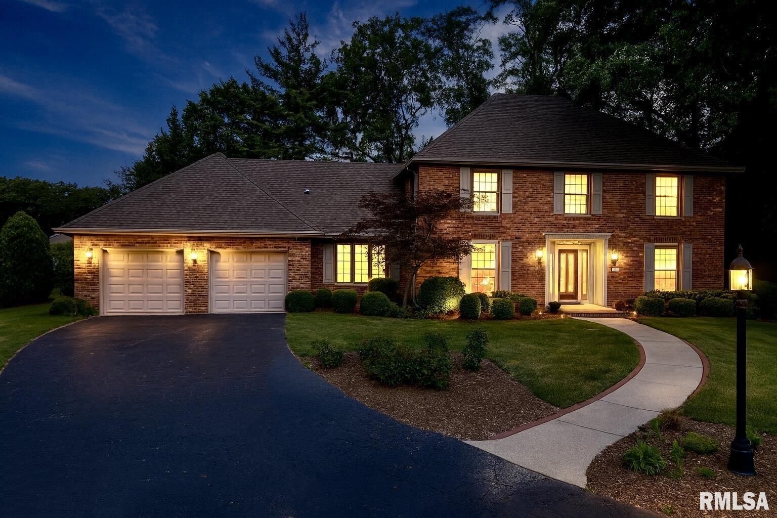 Property Photo:  1203 W Wexford Place  IL 61615 
