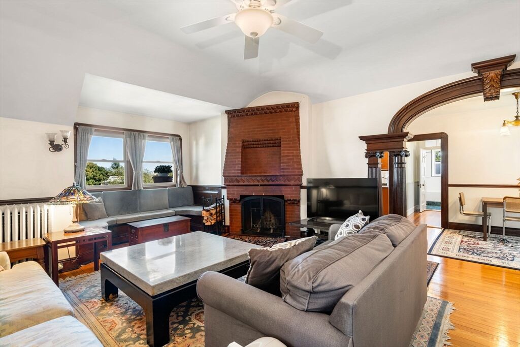 Property Photo: 14 Whitby Terrace 3 MA 02125