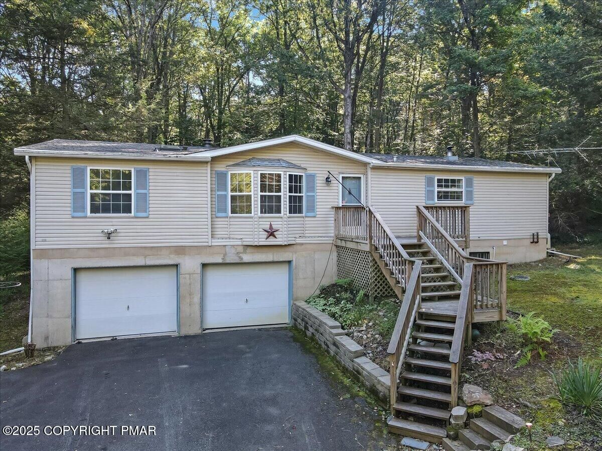 Property Photo: 137 Chicola Lake South Trail PA 18353