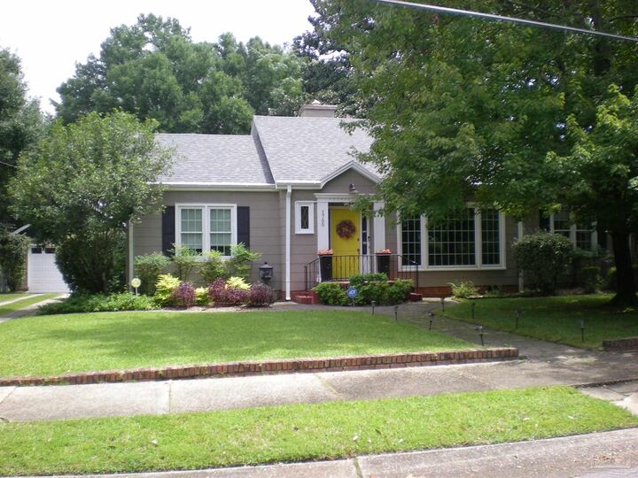 1750 N Reus St  Pensacola FL 32501 photo