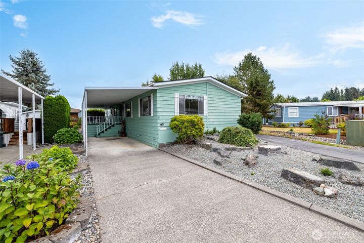 Property Photo:  2725 E Fir 98  WA 98273 