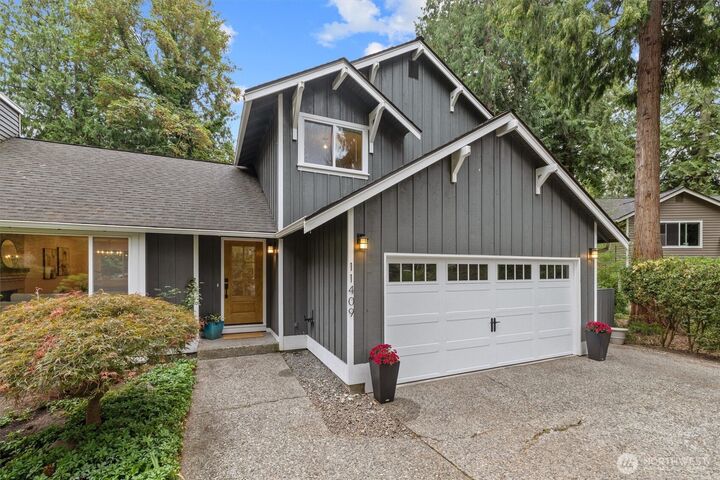 Property Photo: 11409 107th Place NE WA 98033