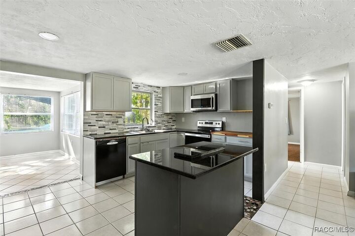 Property Photo: 99 S Lucille Street FL 34465