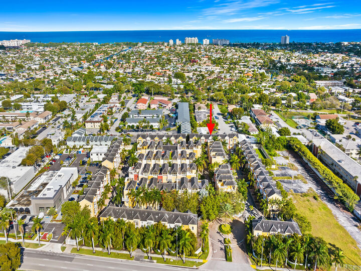 Property Photo:  2331 Vintage Drive  FL 33064 