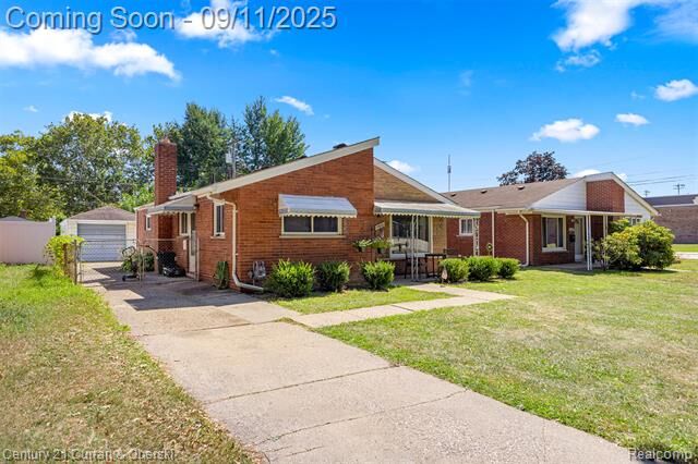 Property Photo:  5015 Lincoln Boulevard  MI 48125 