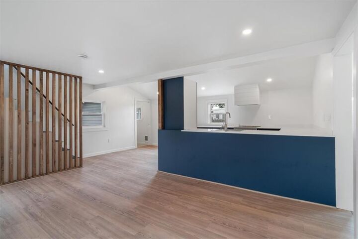 Property Photo:  55 Ormerod Avenue  RI 02871 