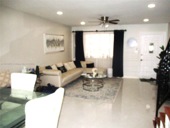 Property Photo:  2831 Pierce St 205  FL 33020 