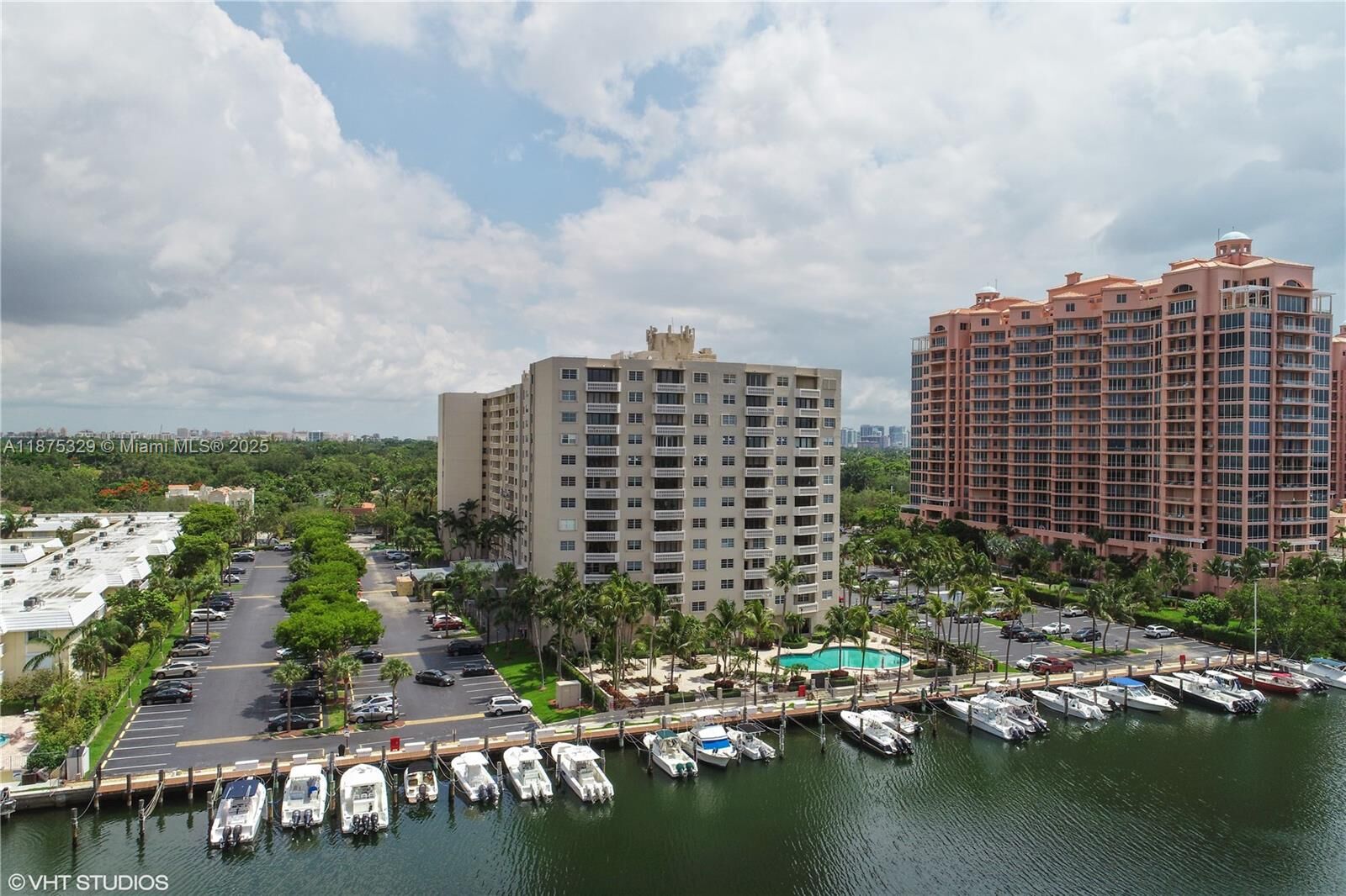 Property Photo: 90 Edgewater Dr 512 FL 33133