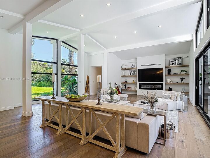 Property Photo: 6000 Montgomery Drive FL 33156