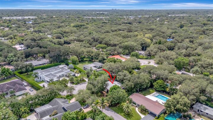 Property Photo: 8400 SW 107th St FL 33156