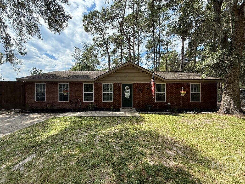 Property Photo:  1091 Kelly Drive  GA 31313 
