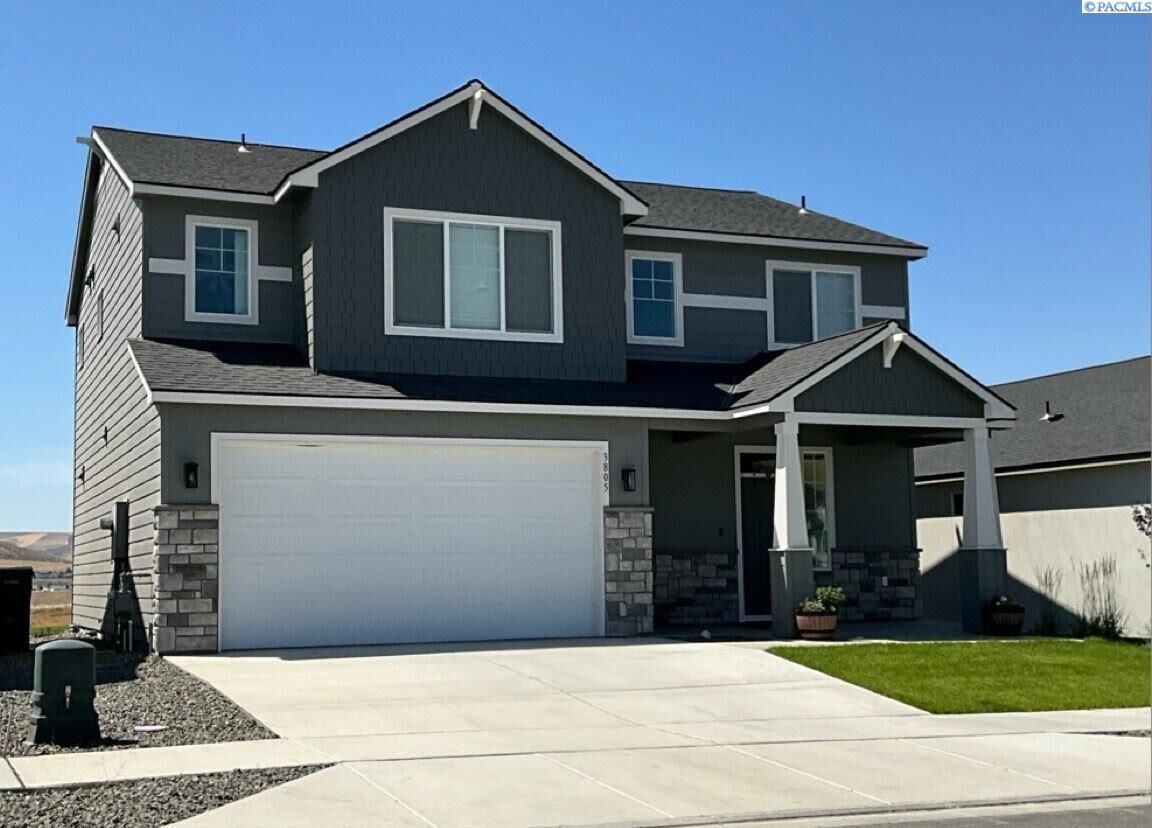 Property Photo:  3805 Barbera St  WA 99352 
