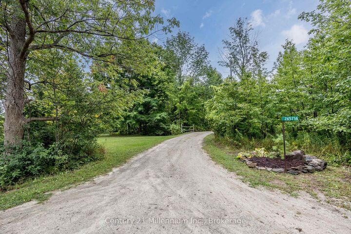 Property Photo:  265716 25th Side Road  ON N4L 1W5 