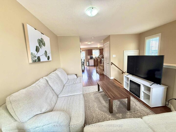 Property Photo: 25 Viking Drive 31 ON L0R 1C0