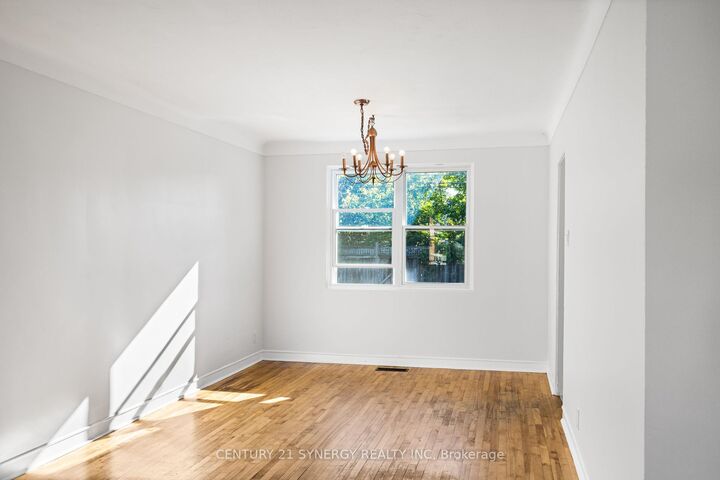 Photo de la propriété:  2467 Carlsen Avenue  ON K1V 8G2 