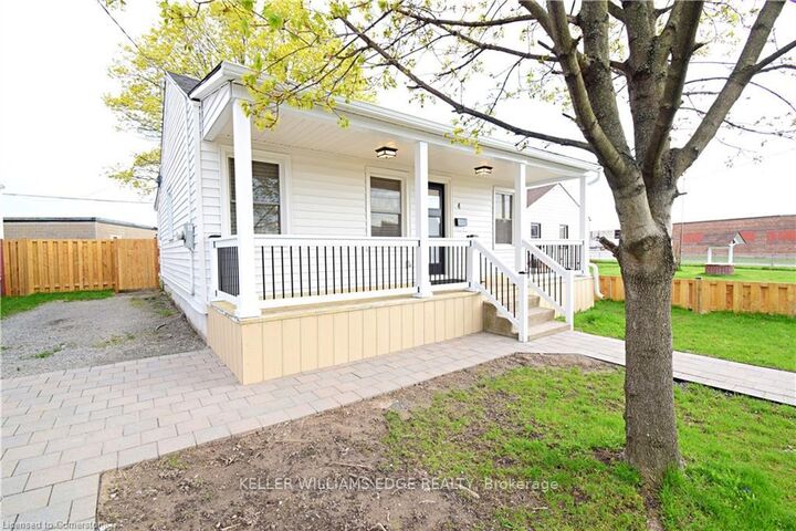 Photo de la propriété:  4 Lancaster Avenue  ON L2R 2R6 