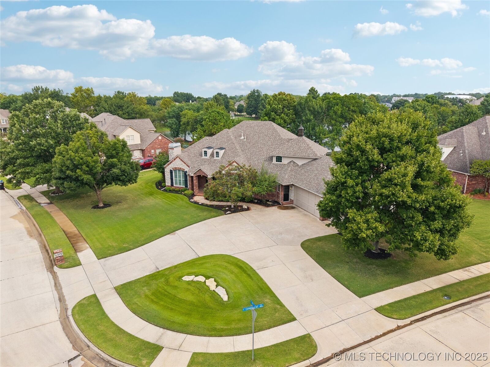 Property Photo: 209 S 77th Street OK 74014