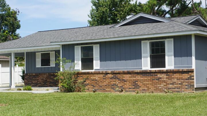Property Photo:  1611 Charter Oaks Dr  GA 31601 