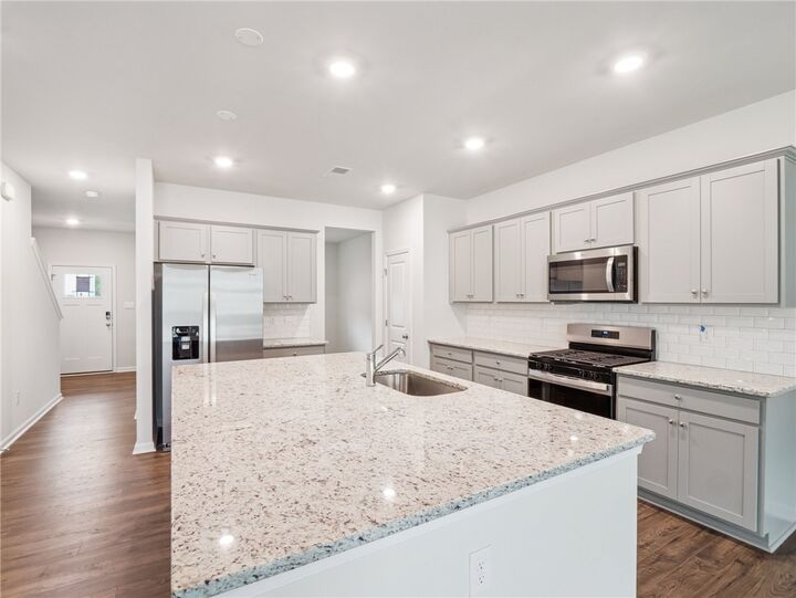 Property Photo: 208 Gallop Way VA 23690