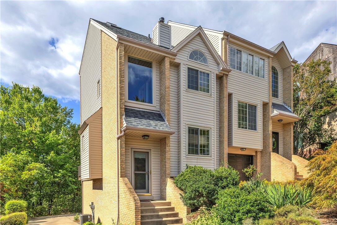 Property Photo: 48B Bethany Drive 48B PA 15215