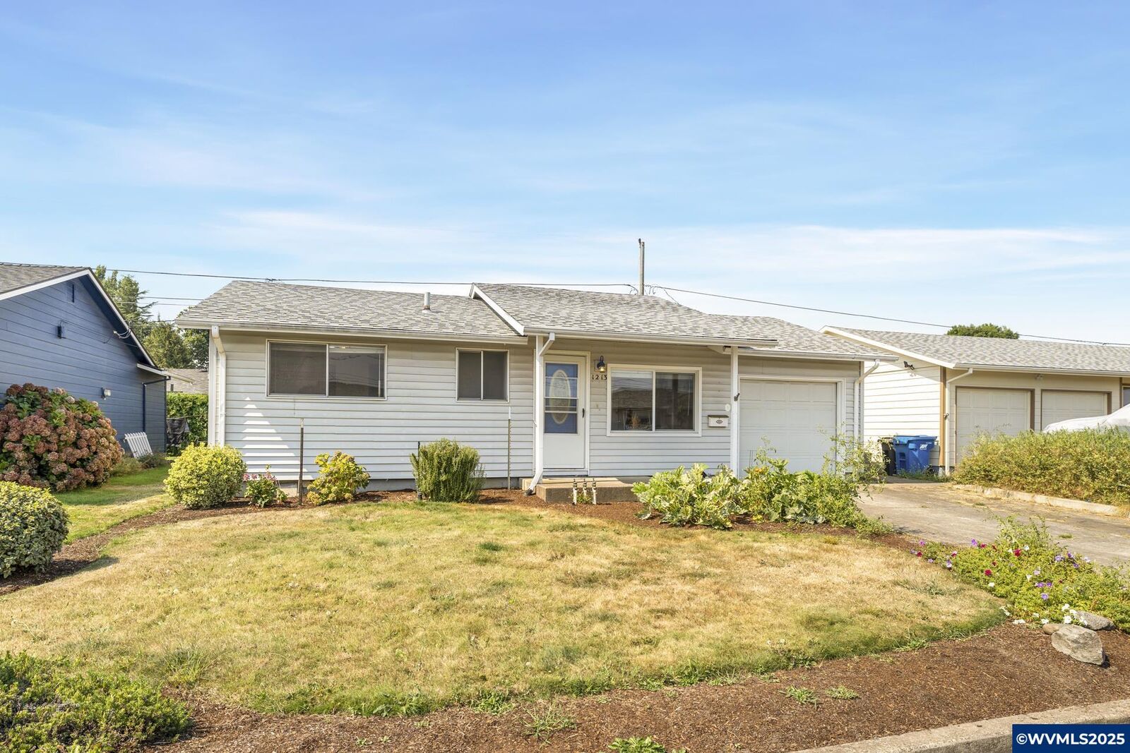 Property Photo: 1213 Quinn Rd OR 97071