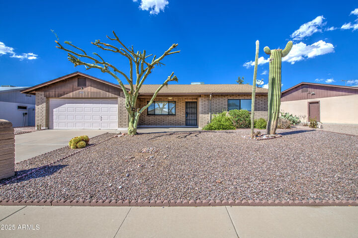 Property Photo: 1722 W 15th Lane AZ 85120