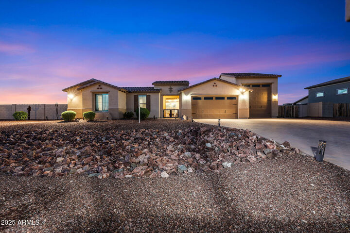 Property Photo:  13532 W Sierra Vista Drive  AZ 85307 