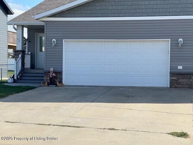 Property Photo:  1119 Jerry Lane Lane  ND 58601 
