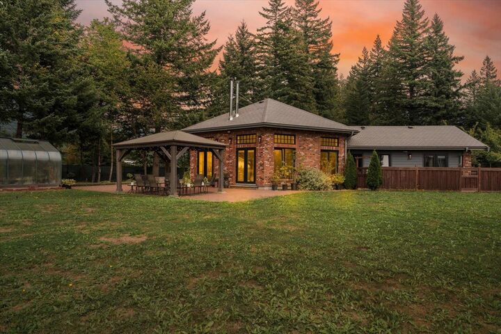 1185 Columbia Valley Road  Columbia Valley BC V2R 4X6 photo