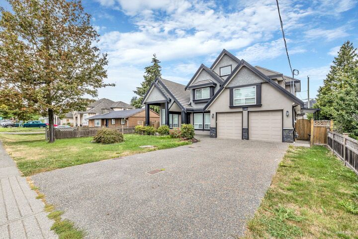 Property Photo:  11809 88 Avenue  BC V4C 3C4 