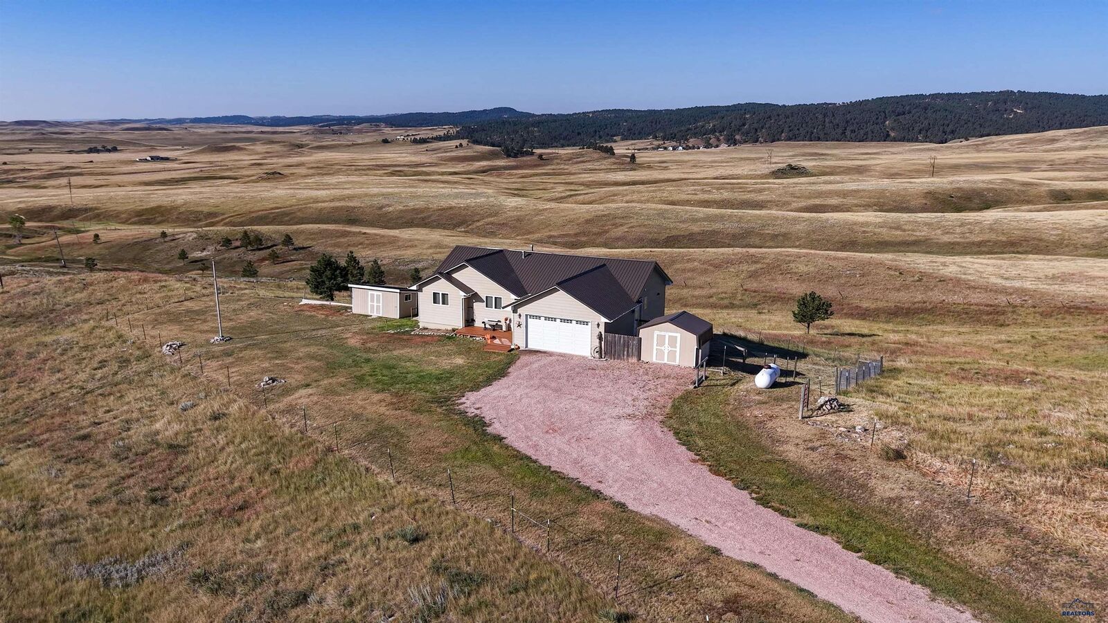 Property Photo: 25237 Wapiti Rd SD 57744