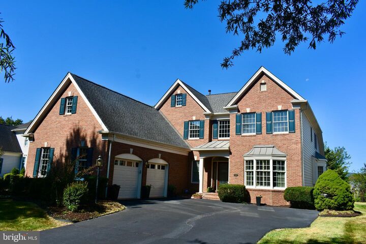 Property Photo:  15295 Golf View Drive  VA 20169 