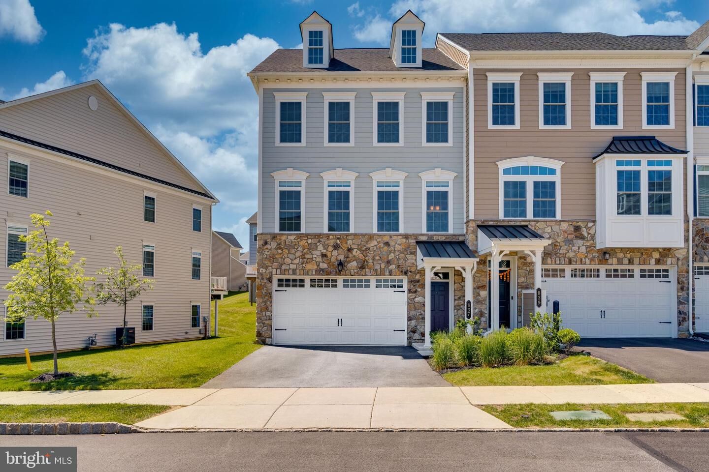 Property Photo: 837 Stonecliffe Road PA 19355