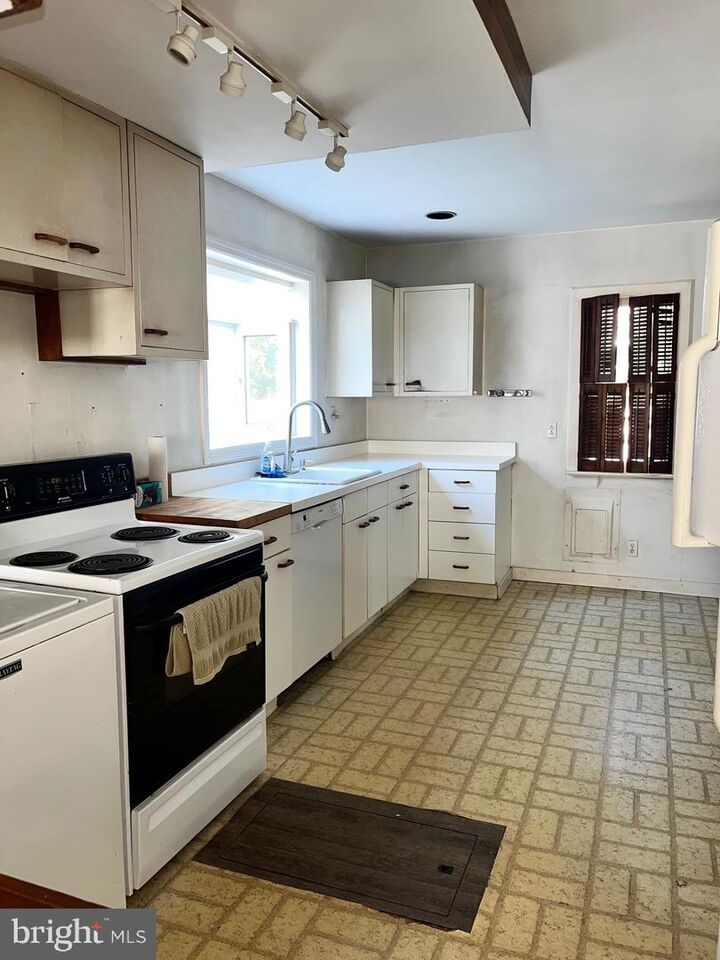 Property Photo: 2633 Pennington Road NJ 08534