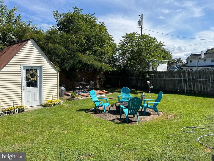 Property Photo:  2409 Woodridge Road  MD 21219 