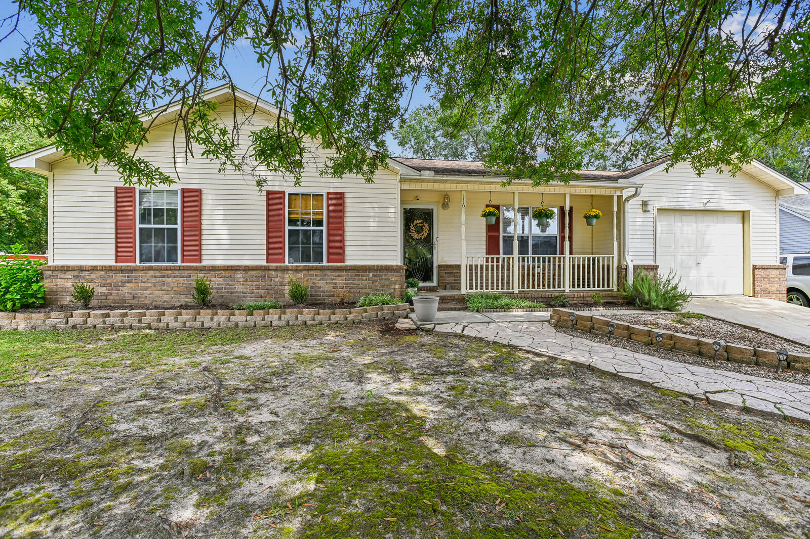 Property Photo:  116 Two Hitch Road  SC 29445 