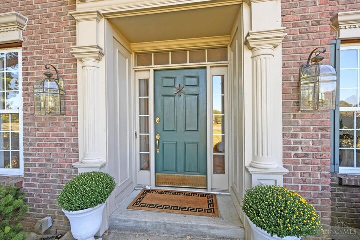 Property Photo: 7194 Orchard View Lane OH 45152