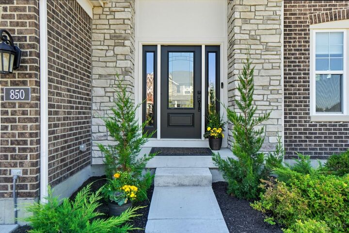 Property Photo:  850 Sand Trap Place  OH 45036 