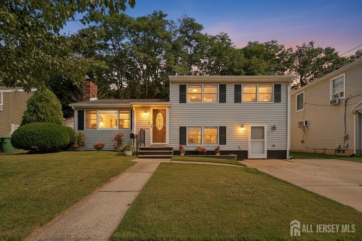 Property Photo:  84 Albert Drive  NJ 08859 